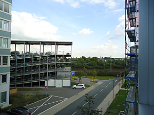 bueroneu06